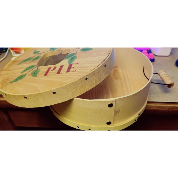 PIE HOLDER/ CARRIER bentwood box 2 Handled Hand Painted Farmhouse 11" W - Picture 5 of 6